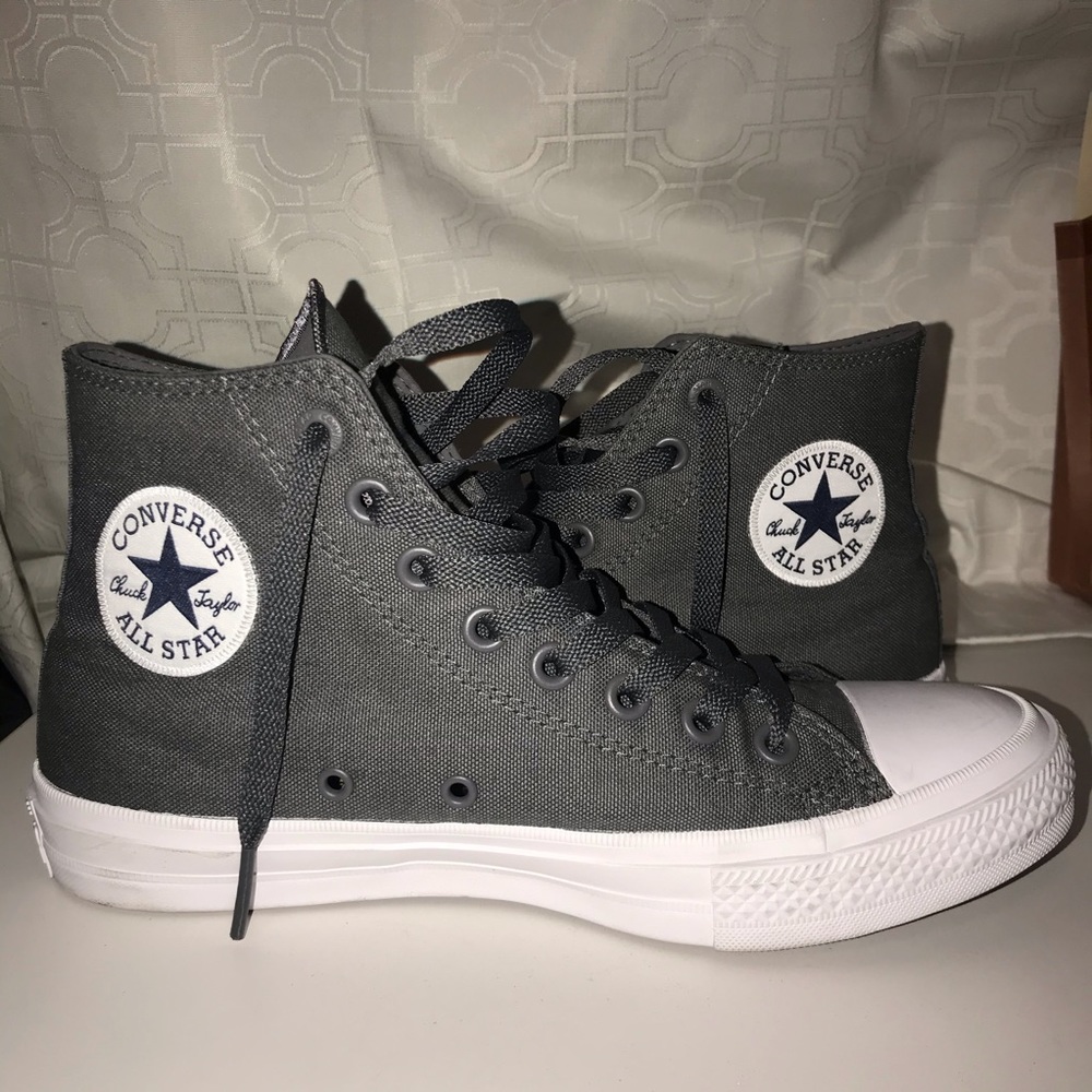 NWOT Converse Chuck Taylor II high tops - Picture 4 of 9